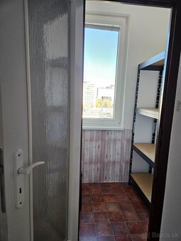 3,5 i byt sídlisko JUH/TOPOĽČANY, ul. Bazovského - 15