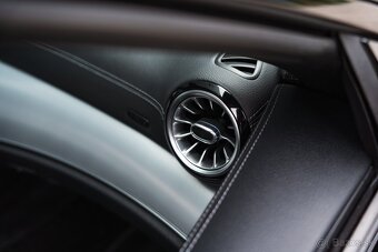 Mercedes-Benz E 350d Coupe AMG Line / Odpočet DPH - 15