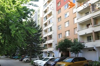 PRENÁJOM: 3-izbový byt, Jégeho ul. s parkovaním v garáži - 15