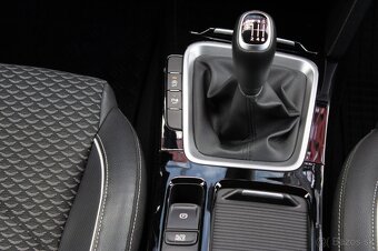 Kia XCeed 1.5 T-GDi Gold (Navi pack), 118kW, M6 06/2022 - 15