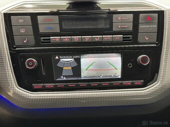 Volkswagen e-UP - 15