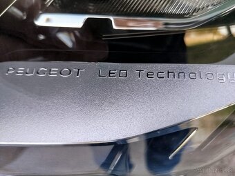 PEUGEOT 3008 1.5 HDI 2021 - 15