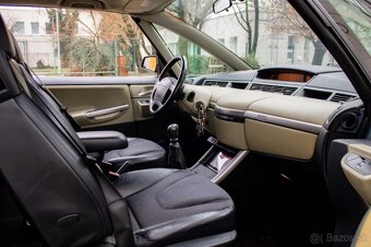 Renault Avantime 2.2DCi 110kw MT/6 2003 - 15