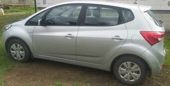 Hyundai ix20 - 15