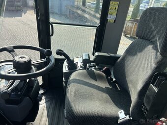 Kolový nakladač CAT 924G - 15
