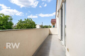 NOVOSTAVBA - 3 izb. 71 m2 - 2x BALKÓN - 2x PARKING - Priehra - 15
