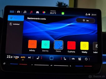 Volkswagen Golf Var. 1.5eTSI DSG7 Life záruka,servisný balík - 15