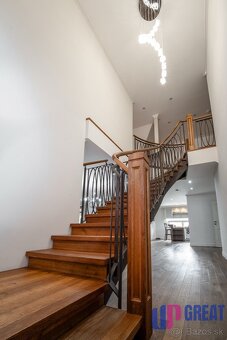 Na predaj exkluzívny rodinný dom s bazénom, SENICA - 15