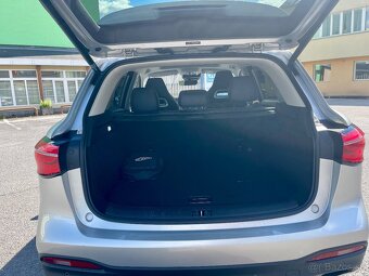 MG EHS 1.5 Plug in Hybrid, PANO, 360°, najv. LUXURY výbava - 15