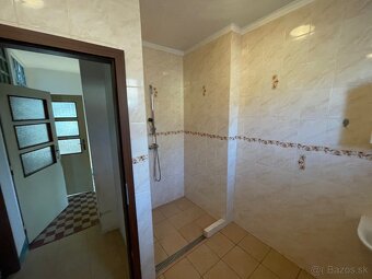 Rodinný dom na bývanie, podnikanie 475 m² - Stará Ľadoveň MT - 15