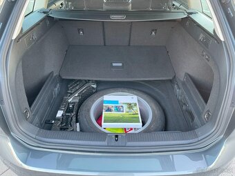 Volkswagen Passat Variant 2.0 TDI 4Motion DSG Highline – výb - 15