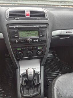 ŠKODA OCTAVIA SCOUT 2 COMBI 2.0TDI 103KW 4X4 M6 2008 - 15