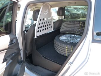 Opel Zafira Tourer 1,6 CDTi 99kW Manuál 6 st. 2 miestne - 15