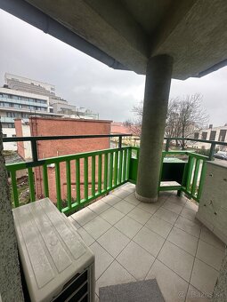 Na prenájom kancelárske priestory 306m2 - Voľné ihned - 15