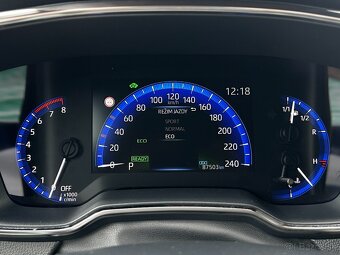 Toyota Corolla Combi 2.0 Hybrid E-CVT, r.v.: 2021 - 15