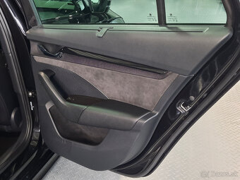 Škoda Octavia Combi 2.0 TSI RS DSG - 15