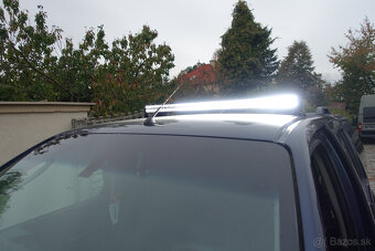 Nissan Navara DoubleCab 2.5 dCi XE, M6, 140kW, 4d. - 15