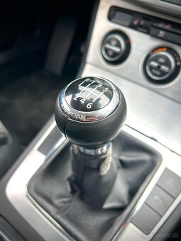 Volkswagen Passat B6 4x4 2.0TDI Common Rail - 15