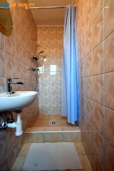 Podnikateľský objekt v Mošovciach – pálenica, pohostinstvo a - 15