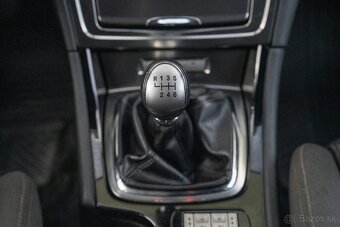 Ford Mondeo combi, 2.0TDCI TITANIUM 103kw, SR vozidlo - 15