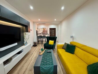 Na predaj 2 izbový tehlový byt v centre s garážou - 15