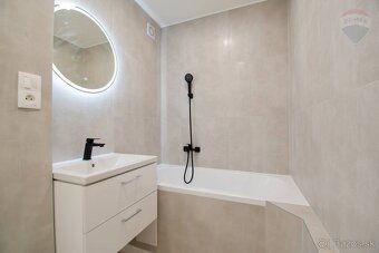 Na predaj 3 izbový byt, 63 m2, lodžia 3 m2, kompletná rekonš - 15