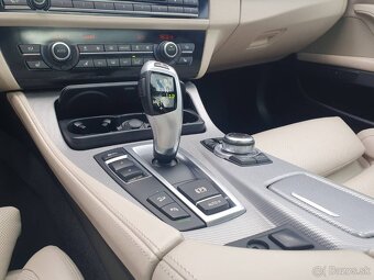 Predám  BMW Rad 5 Touring 535d xDrive M-packet - 15
