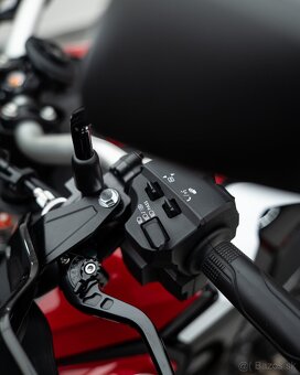 Honda Africa Twin Adventure 1100 - 15