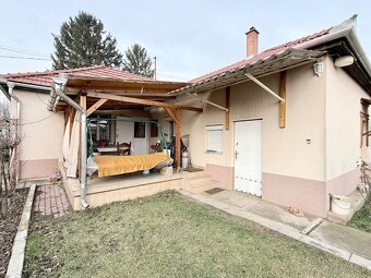 MAĎARSKO - ENCS - 3 IZBOVÝ RODINNÝ DOM S TERASOU, DVOJGARÁŽ, - 15