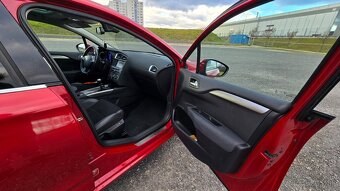 Na predaj: Citroën C4 1.6 BlueHDi SHINE (88 kW), r.v. 2014 – - 15