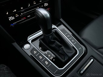 VOLKSWAGEN ARTEON R Shooting Brake 2.0TSI 235kW DSG - 15