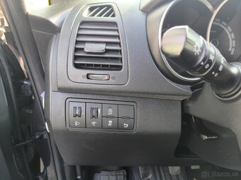Kia Venga 1.4 CRDi M6 GOLD - 15