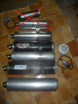 Honda CBR 500 r. 88   pc 20  díly - 15