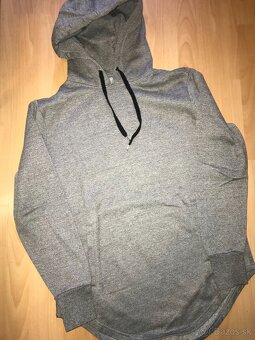 MIKINY NIKE a H&M, veľ. S a M - 15