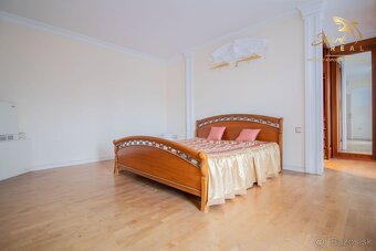 Exkluzívny mezonet s výhľadom na Bratislavský hrad - 15