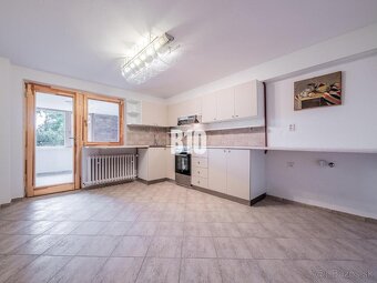 REZERVOVANÉ  5i RODINNÝ DOM (222m2) pri LESE s ÚCHVATNÝM VÝH - 15