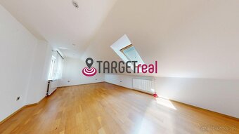 Spacious House with Garden for Rent in the Heart of Martin – - 15