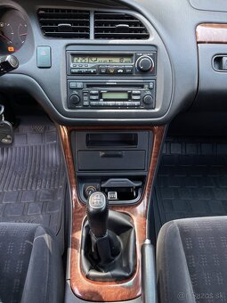 Honda Accord 1.8 Vtec - 15