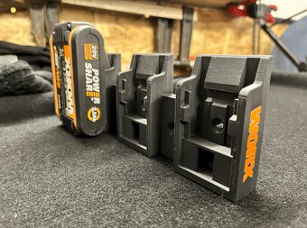 Držiaky Bateriek a Náradia Milwaukee a Makita - 15