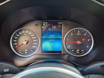 Mercedes-Benz GLC SUV 220 d 4MATIC A/T - 15