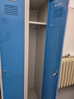 Kancelárske stoly / stoličky / skrinky - 15