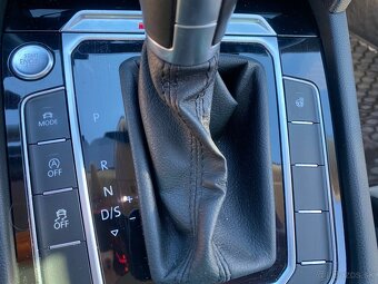VW passat B8 2.0 tdi 140kw dsg 4x4 hightline 2017 - 15