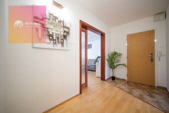 Na predaj 3-izbový byt s veľkým balkónom v žiadanej lokalite - 15