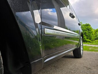 JEEP GRAND CHEROKEE 3.0 CRD OVERLAND  A/T /BEZ KOROZIE / - 15