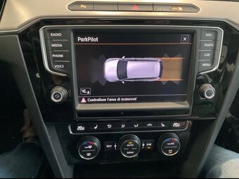 VW Passat B8 Variant 2.0 TDI 110Kw Dsg Led Virtual HIGHLINE - 15