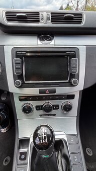 Volkswagen Passat 2.0 TDI BMT 170k Highline - 15