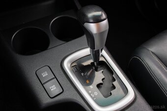 Toyota Hilux DC 2.4 I D-4D Executive A/T - 15