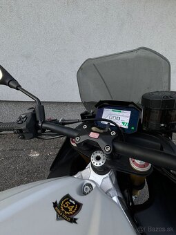 Aprilia tuono v4 1100 - 15
