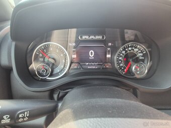 DODGE RAM 1500 5,7 HEMI 2022 44 000 km LONE STAR - 15