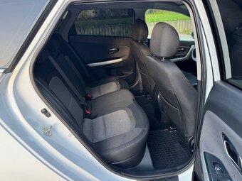 Kia Ceed SW 1.6CRDi 2017 136ps SK Auto Top stav - 15